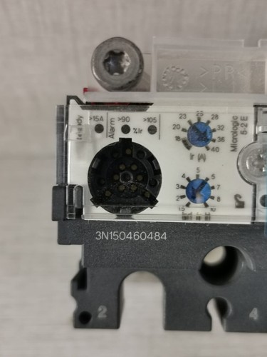 Schneider Electric LV429096 COMPACT NSX100-250 Micrologic 5.2 E 40A Trip Unit - Picture 7 of 14