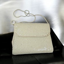 Vintage Hong Kong White Mesh Mesh Chainmail Crossbody Purse Shoulder Bag Retro
