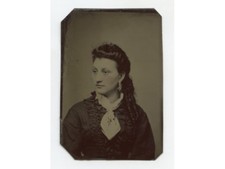 TINTYPE STUDIO PORTRAIT LADY W/ EMBROIDERED SCARF, 1/6 PLATE