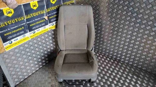 VW TRANSPORTER V T5 Furgon Vorderer rechter Sitz 7H0881303E 2.46 32565005