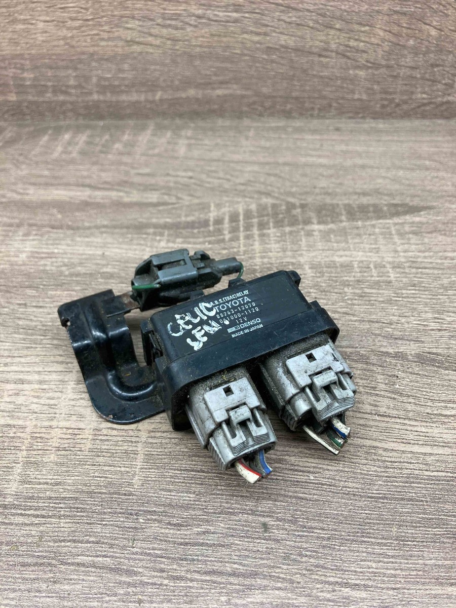 88263 12070 061000 1120 Toyota Celica Relay Control Module