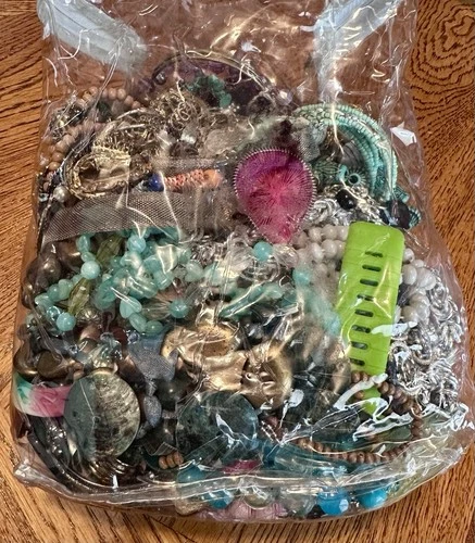 Vintage To Modern Mixed Costume Jewelry Crafts Repurpose Lot Over 3 Pounds