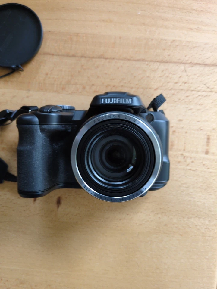 Fujifilm FinePix S8600, Foto 1 von 5