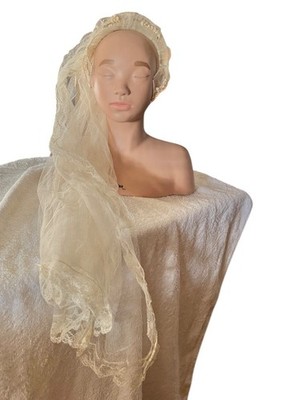 Antique Ivory Bridal Veil Lace Trim & Silklike Lily Of The Valley Headpiece