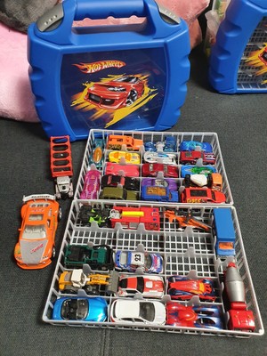 32x Hotwheel, Matchbox, Majorette inkl. Koffer