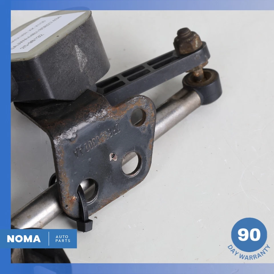 07-15 Jaguar X150 XK XFR Rear Right Passenger Side Height Sensor w/ Bracket OEM - Image 3 of 4