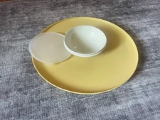 Vtg Tupperware Almond 492 Dip-n-Serve Chip and Dip/Veggie Server Tray Bowl & Lid