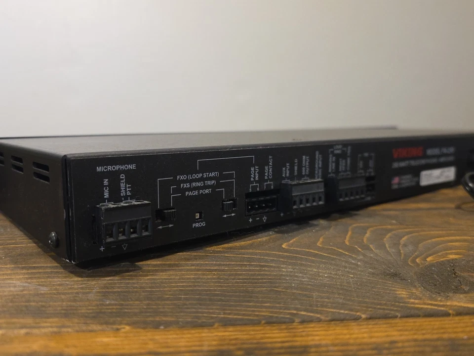 Amplificador de potencia Viking PA-250 250 vatios paginación/amplificador de dirección pública - probado Foto 3 de 4