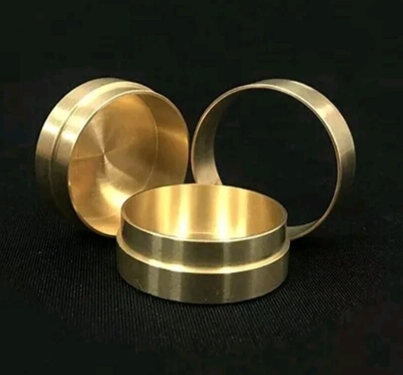 Truco Mágico Monedas Dinámicas Pila de Cuartos de Desaparición Primer Truco T6 Foto 3 de 4