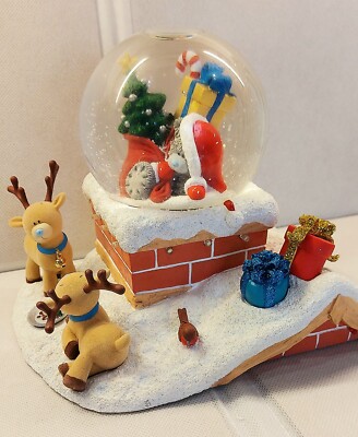 Me To You Santa's On His Way. Schneekugel Neu im Karton.  Seltene Weihnachtsfigur 2009.