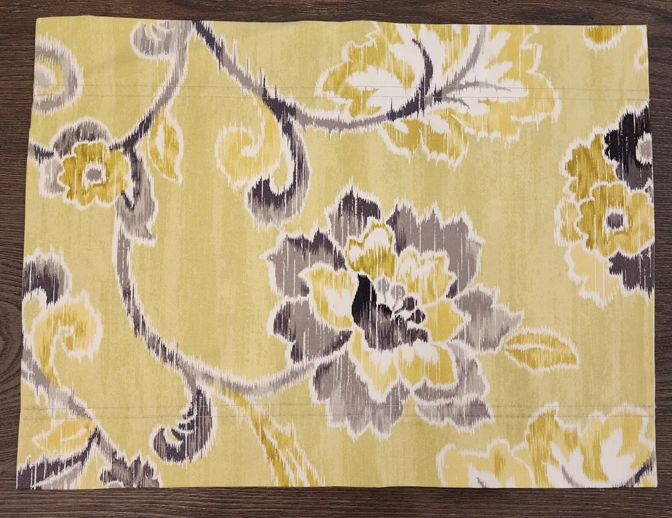 Karen Lee Ballard Placemats Set of 2 Floral Lime Green Black Yellow & Gray NWOT - Image 3 of 4
