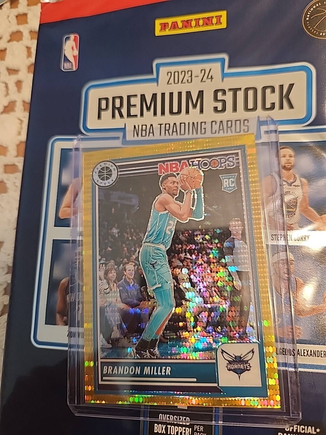 2023-24 NBA HOOPS Premium stoc GOLD PRIZM 4/10- #245 Brandon Miller RC SSP 🔥