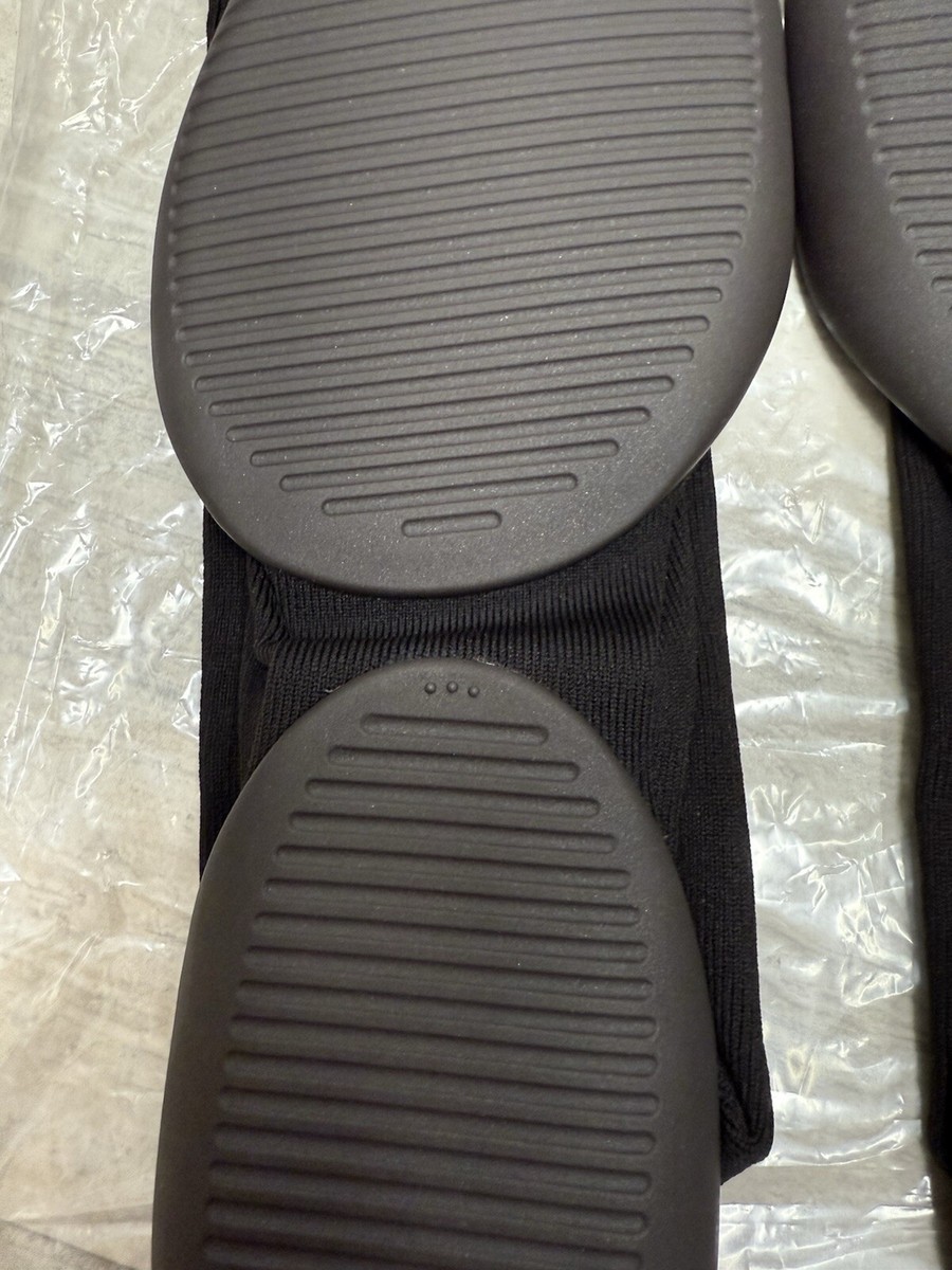 YEEZY PODS - SIZE 3 - Brand New - MADE IN ITALY VERSION - NO BAG