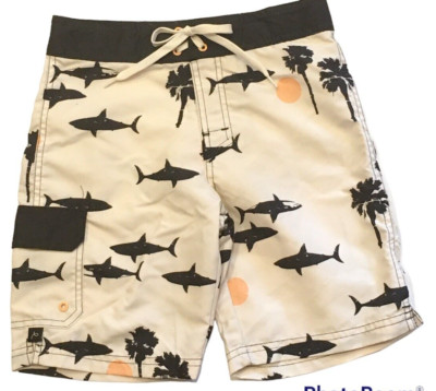 Art Class New Boy's Size 8 Lined Adjustable Waist Cargo Pocket Swim Board Shark