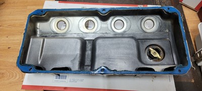Genuine Mitsubishi Valve Cover MD375890 for sale online | eBay