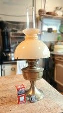 Vintage Aladdin 23 Oil Lamp Brass Base Full Working Order with spare mantle 