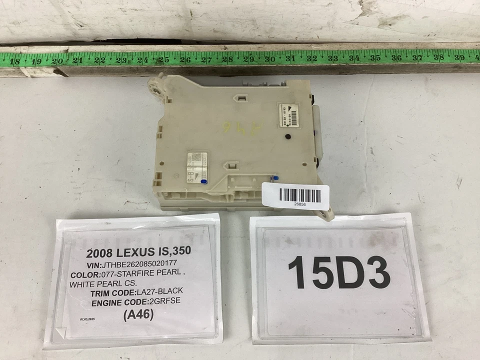Cubierta de caja de fusibles del lado del pasajero Lexus IS350 IS250 2006-2008 FABRICANTE DE EQUIPOS ORIGINALES Foto 4 de 4