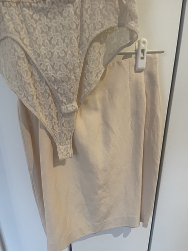 Vintage Emanuel Ungaro Skirt SZ 6/40 Top body suit lace SZ 4/28 Set Cream/Beige - Picture 10 of 23