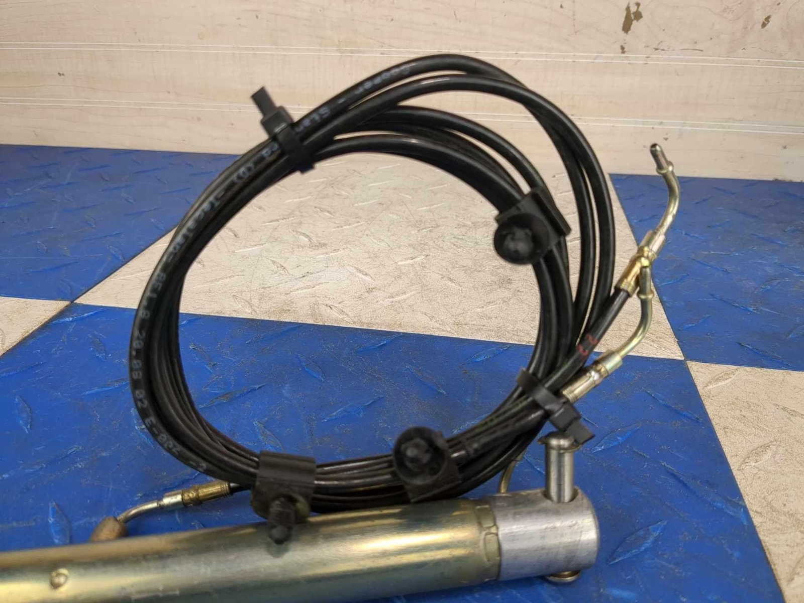 Ferrari 360 Spider OEM Right Rear Guard Hydraulic Cylinder Ram 66454300 30k Mi