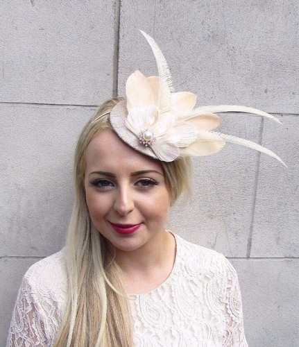Nude Beige Cream Rose Gold Feather 