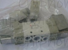 1PCS NEW  SMC VF3230-5DZD1-02 Solenoid Valve