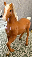 BESWICK HORSE PONY  PRANCING ARAB PALOMINO GLOSS MODEL ear a/f