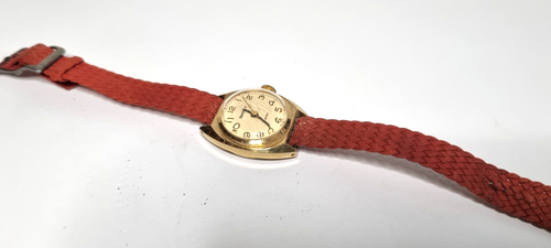 Sekonda Vintage Mechanical Wind 17 Jewels Gold Plated Ladies Watch Working Well - Picture 1 of 8