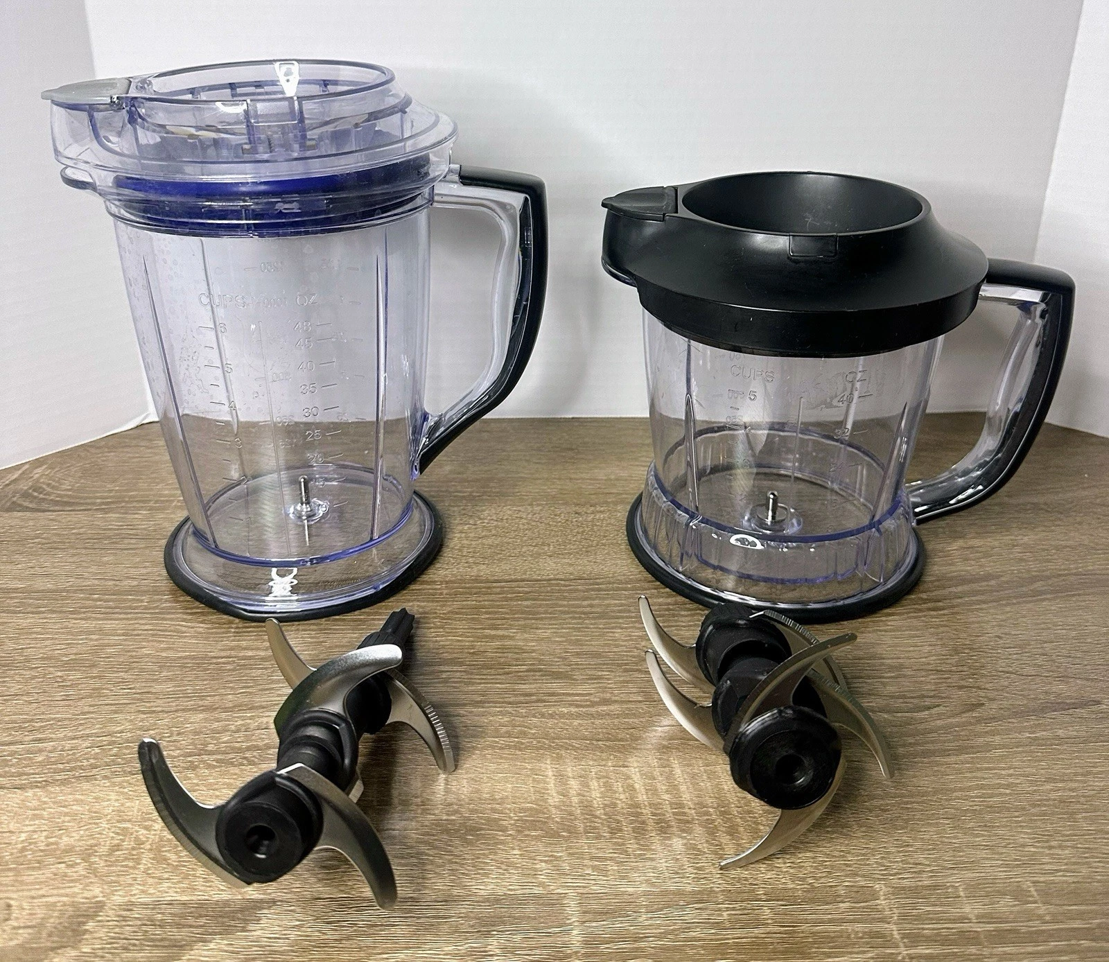Ninja Master Prep Professional LOT Of Pitchers & Lids& Blades
