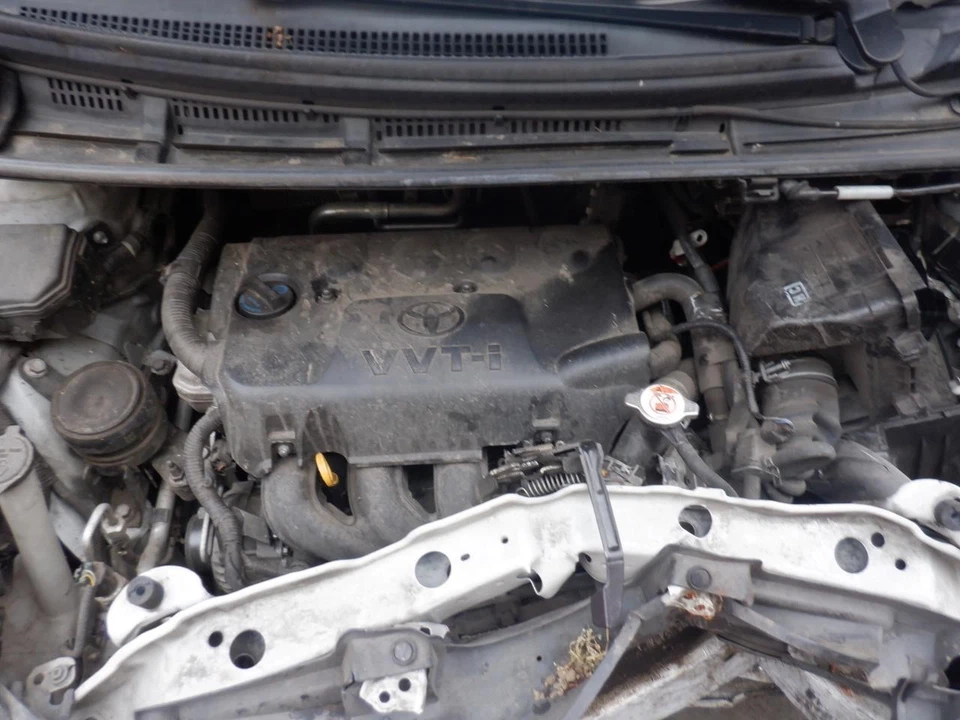 Medidor de velocímetro usado se adapta a: Toyota Yaris Cluster 2017 Htbk ID 83800-0U090 grado Foto 4 de 4