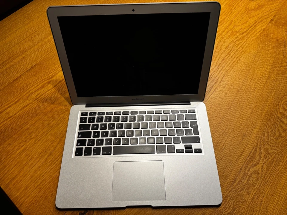 Apple MacBook Air 13" (Mitte 2013) 256 GB SSD