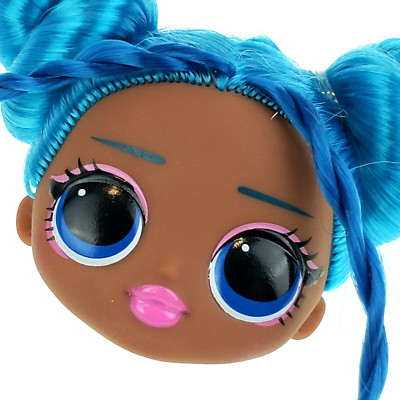MGA - LOL Surprise OMG - Chillax - Double Bun Blue Hair Big Eyes