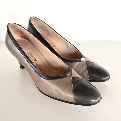 Salvatore Ferragamo Womens Sz AAA Heel Bow Black Leather Pumps