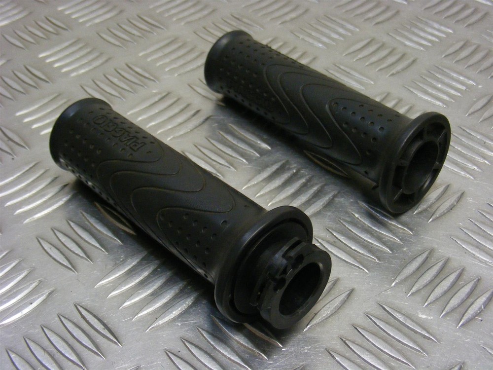 Medley 125 Grips Piaggio 2016-2020 A526