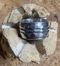 Sterling Silver Band Style Ring Etched Southwestern Style Size 7 Excellent
