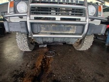 Pare-choc avant Mitsubishi MONTERO