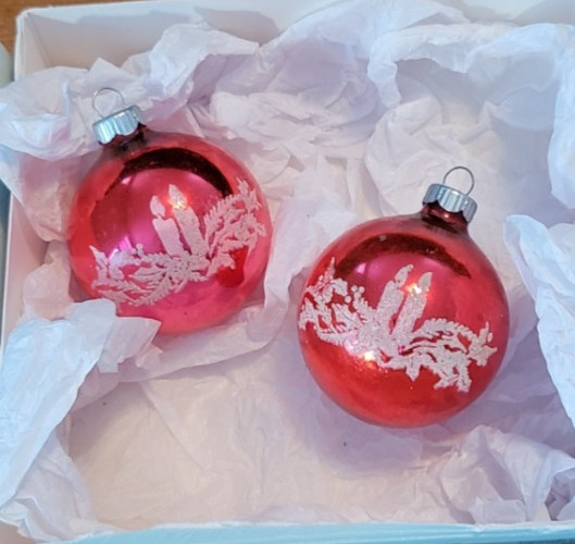 Vintage MCM Mercury Glass Christmas Ornament Stencil TWO Red Candles Holly~ 2½"