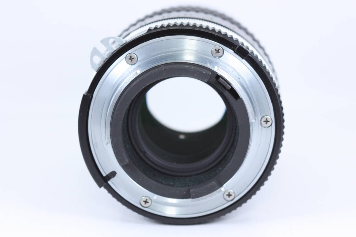 ★美品★ ニコン Ai NIKKOR 135mm F3.5 #19600 Review: Nikon 135mm f/3.5 AI
