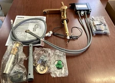 NEW Moen S6981EWBG Flara Motionsense Touchless Bathroom Faucet Brushed Gold B57