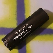 NEUTROGENA - Revitalizing Lip Balm - Sheer Shimmer 10 - NEW W/O BOX -HTF