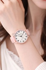 Casual Quartz Wrist Watch Clear Number Dial Silicone Strap