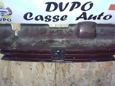 Calandre Peugeot 405