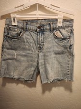 Old Navy Boyfriend Distressed Denim Shorts Mid Rise Light Wash Raw Hem 8