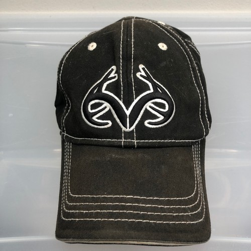 Realtree Hat. Black Adjustable Strap 