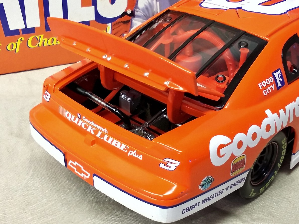Nascarナスカー Chevyシボレー モンテカルロ 1/18 絶版