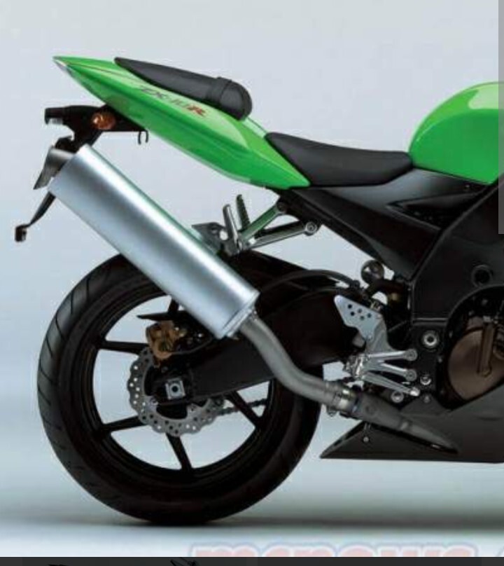 NEW Kawasaki ZX 10R OEM Part 56052 0570 Tail Decal Cover