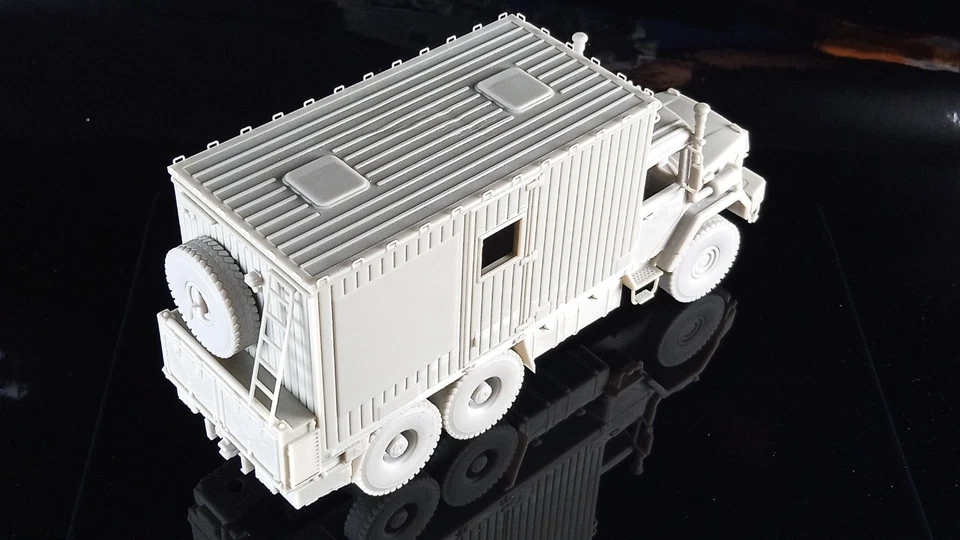 IVECO MAGIRUS 330.30 ANW Overland Kit in resina scala 1:43 - Immagine 4 di 4