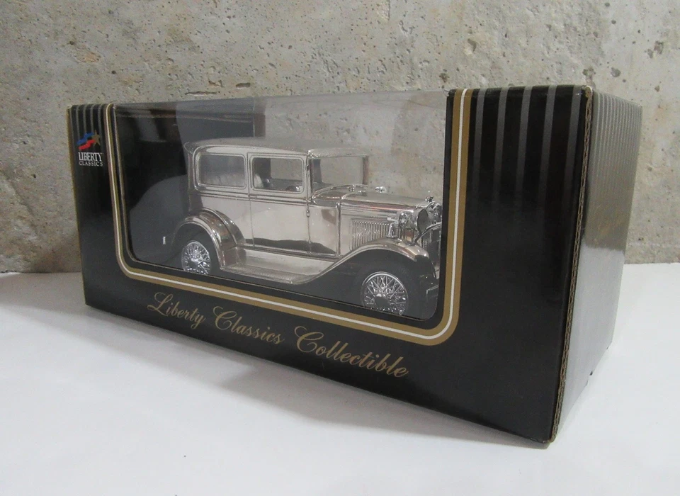 Liberty Classics Collectible Ford Model A Tudor 100th Anniv. Diecast Car Silver - Image 3 of 4