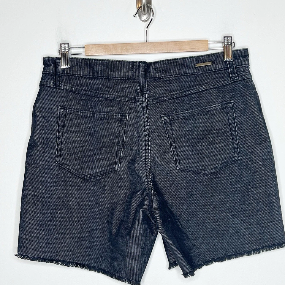 Pantalones Cortos de Pana Carve Designs Oahu Negros Para Mujer 8 Tiro Medio Dobladillo Deshilachado Corte Foto 4 de 4