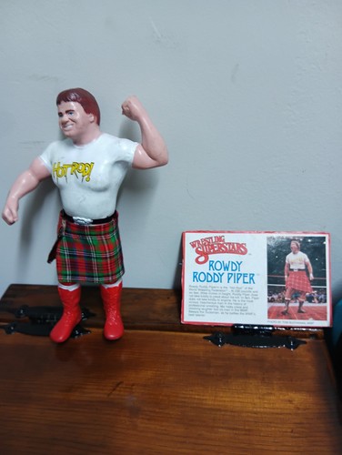 ROWDY RODDY PIPER - WWF WRESTLING SUPERSTARS - VIN...