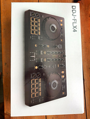 Pioneer DJ DDJ-FLX4 2-Channel 2-Deck DJ Controller Built-in Mixer Black